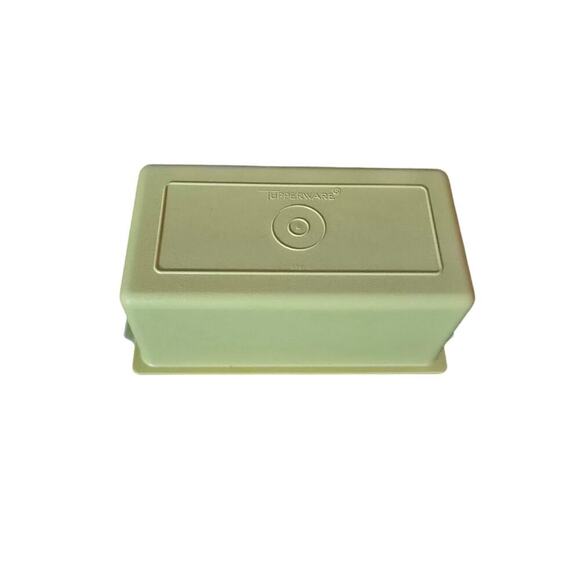 Vintage Tupperware Butter Dish - Picture 2 of 4